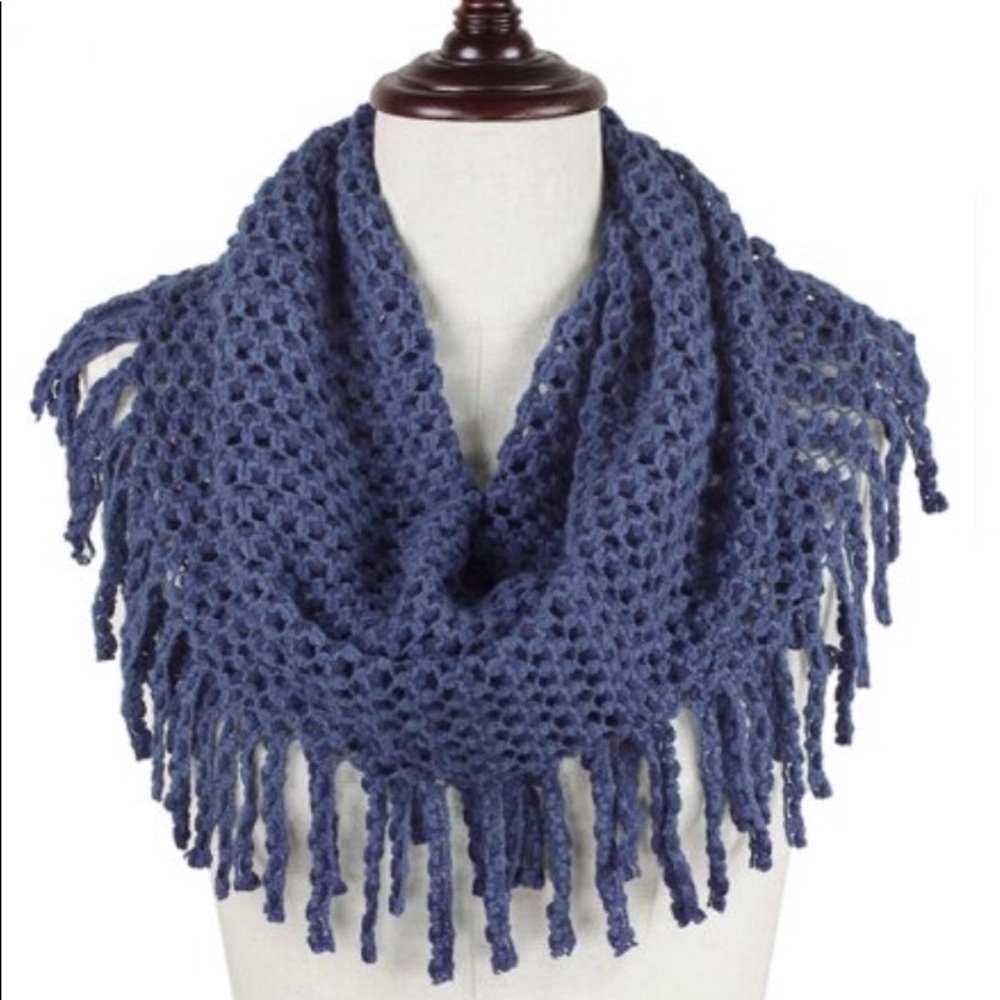 Mini tube scarf